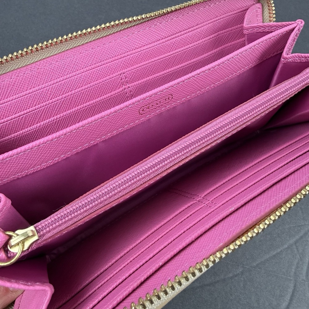 Coach Waverly Heart Cherry Blossom Wallet Accordion Zip Around Clutch Organizer - Picture 4 of 9